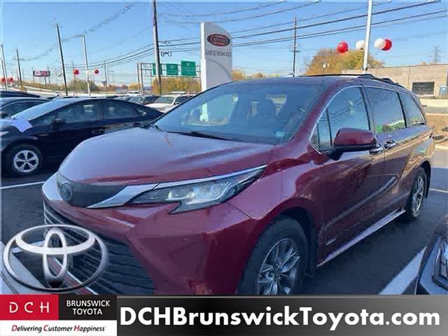 used 2021 Toyota Sienna car, priced at $36,495