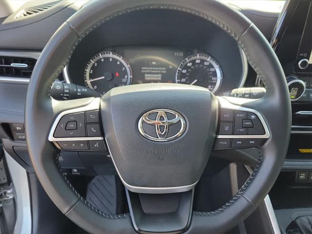 used 2024 Toyota Highlander car, priced at $43,888