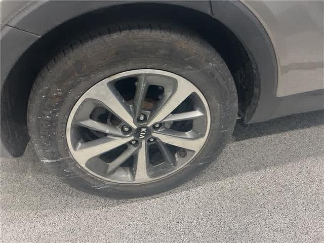 used 2019 Kia Sorento car, priced at $19,358