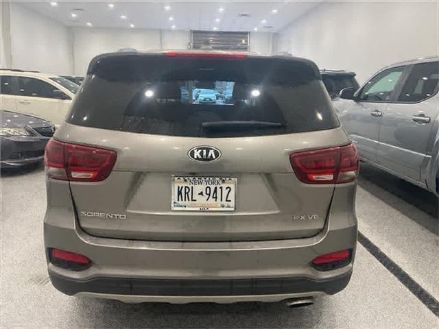 used 2019 Kia Sorento car, priced at $19,358