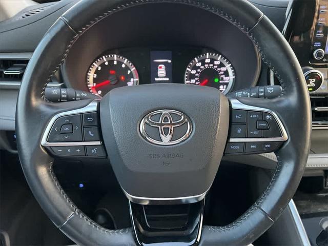 used 2021 Toyota Highlander car, priced at $32,249