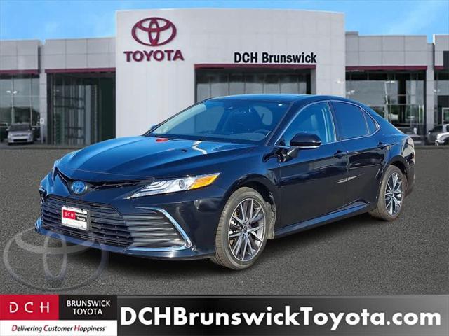 used 2022 Toyota Camry Hybrid car, priced at $28,777