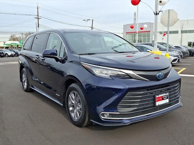 used 2021 Toyota Sienna car, priced at $41,095