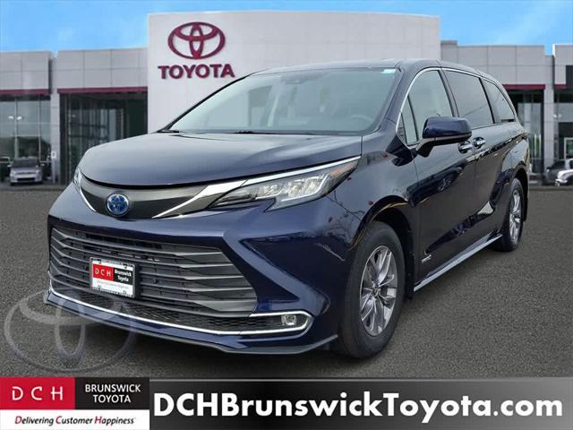 used 2021 Toyota Sienna car, priced at $41,095