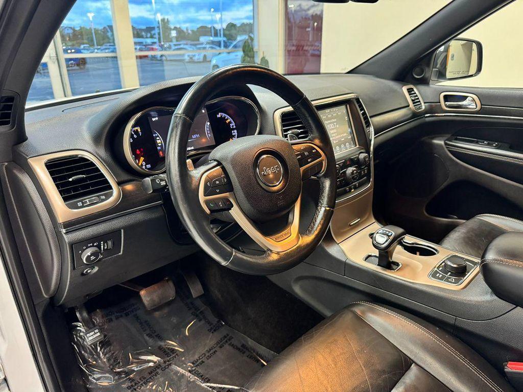 used 2015 Jeep Grand Cherokee car, priced at $12,999