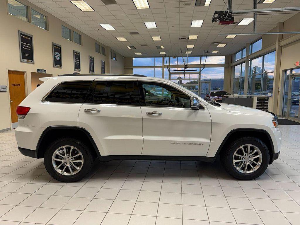 used 2015 Jeep Grand Cherokee car, priced at $12,999
