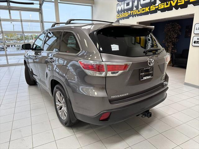 used 2014 Toyota Highlander car, priced at $22,999