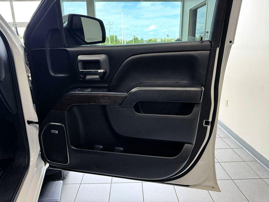 used 2017 GMC Sierra 1500 car, priced at $27,777