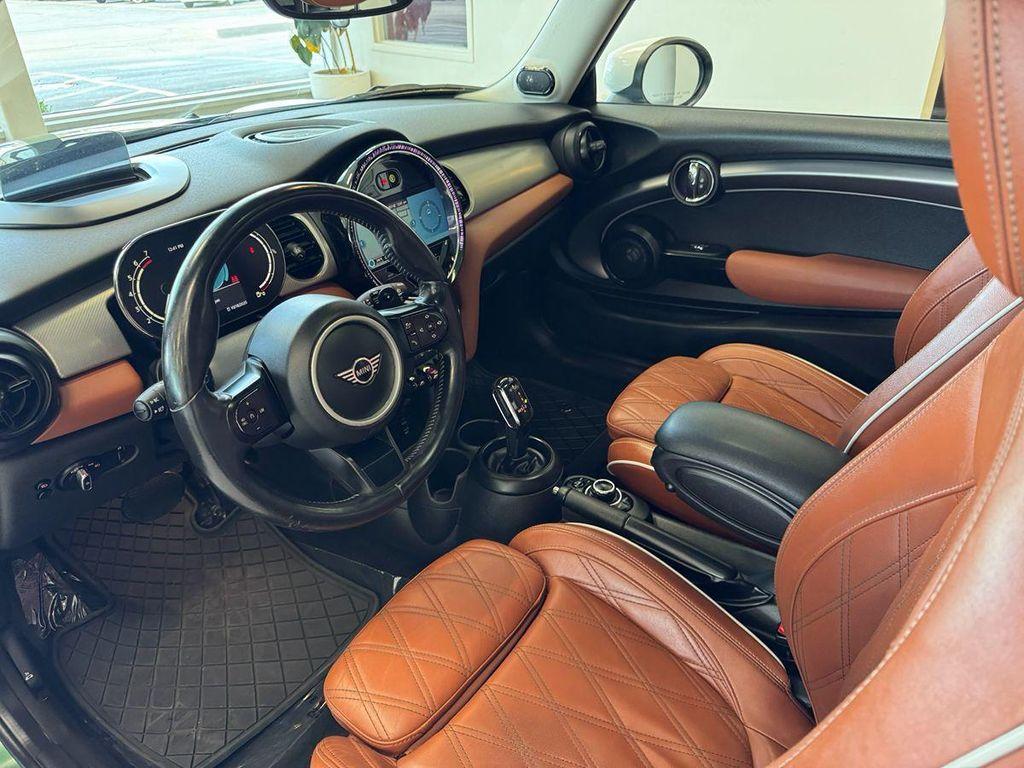 used 2022 MINI Hardtop car, priced at $19,999