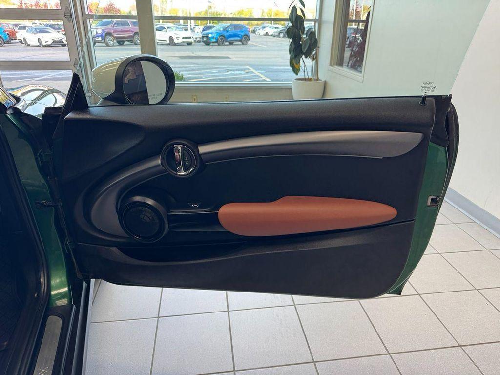 used 2022 MINI Hardtop car, priced at $19,999