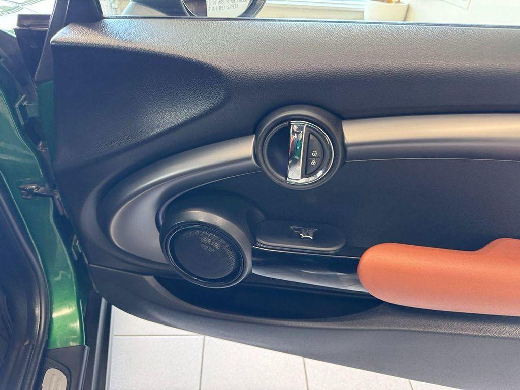 used 2022 MINI Hardtop car, priced at $19,999