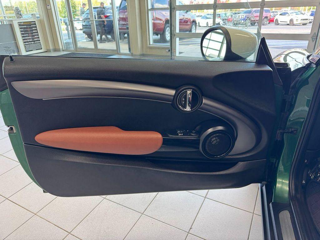 used 2022 MINI Hardtop car, priced at $19,999