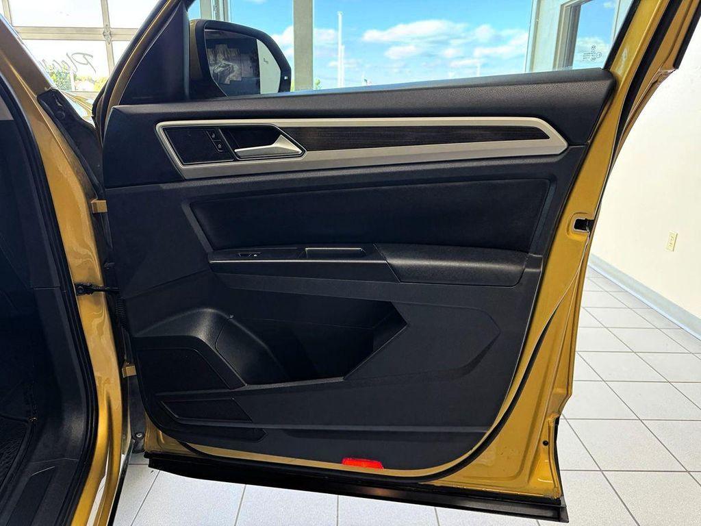 used 2018 Volkswagen Atlas car, priced at $17,999