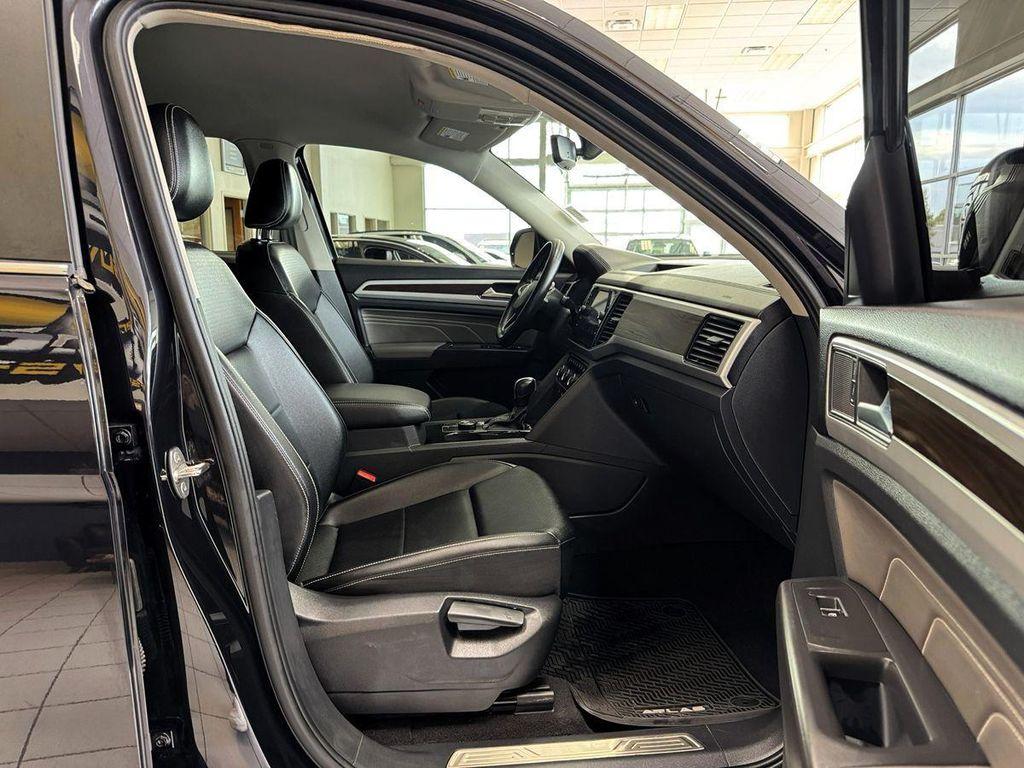 used 2022 Volkswagen Atlas car, priced at $24,999