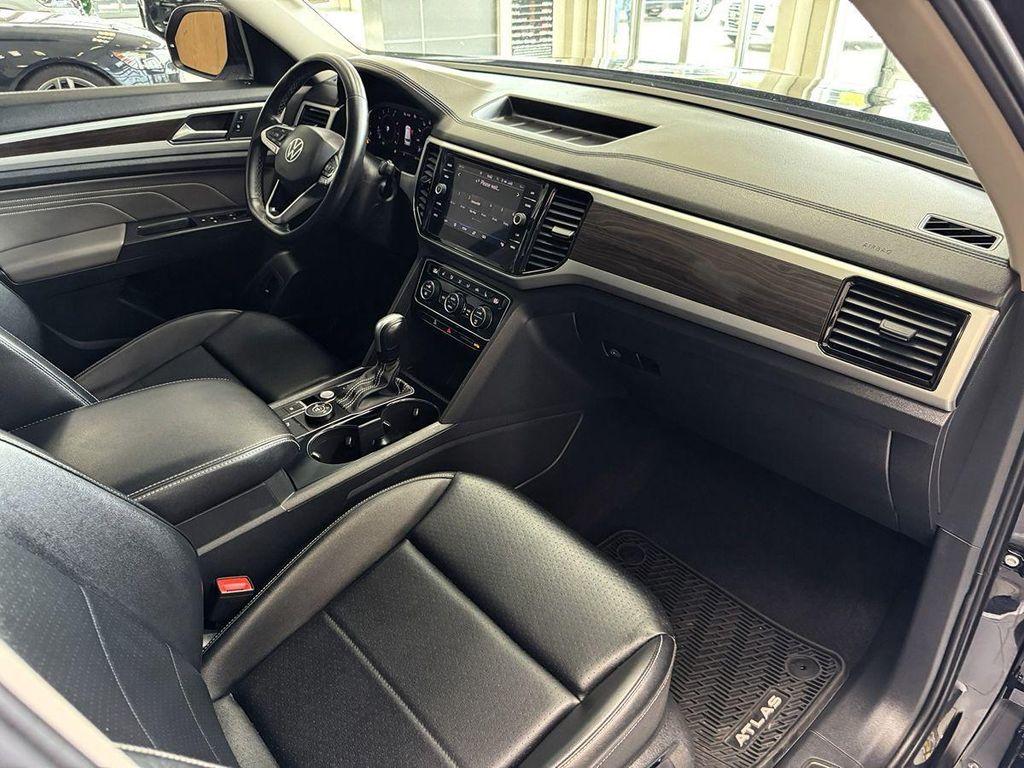 used 2022 Volkswagen Atlas car, priced at $24,999