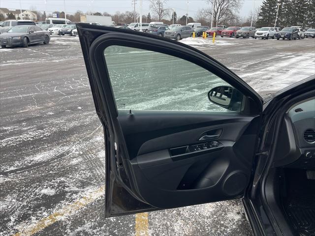 used 2014 Chevrolet Cruze car, priced at $6,999
