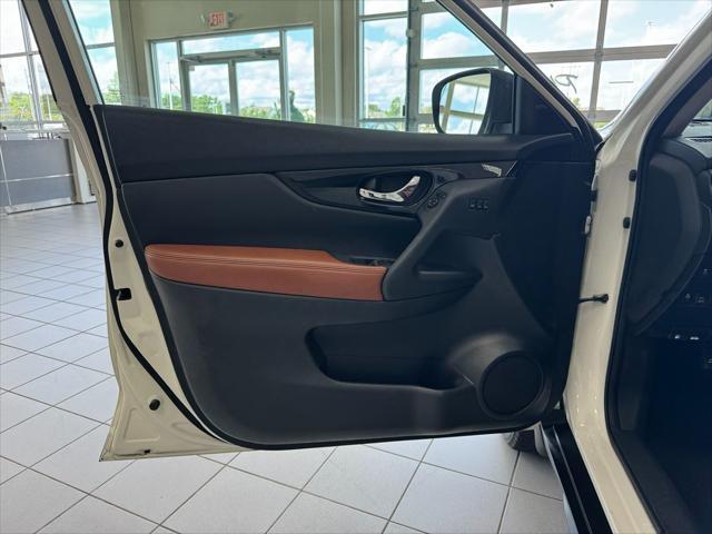 used 2017 Nissan Rogue car, priced at $14,777