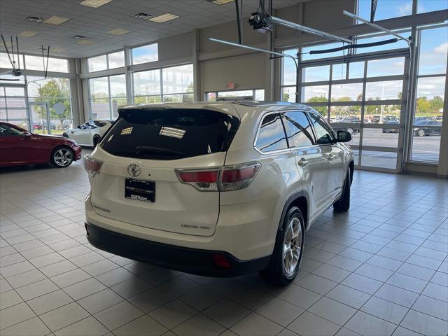 used 2015 Toyota Highlander car, priced at $21,999