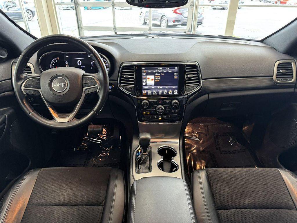used 2022 Jeep Grand Cherokee car, priced at $28,999