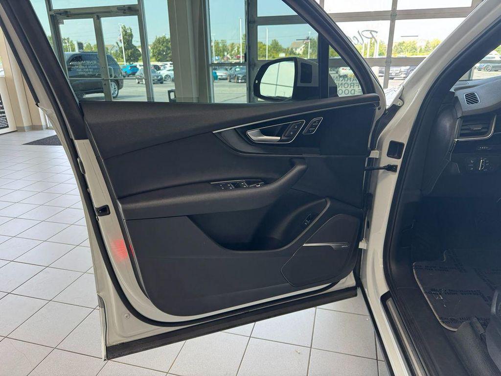 used 2017 Audi Q7 car, priced at $15,999