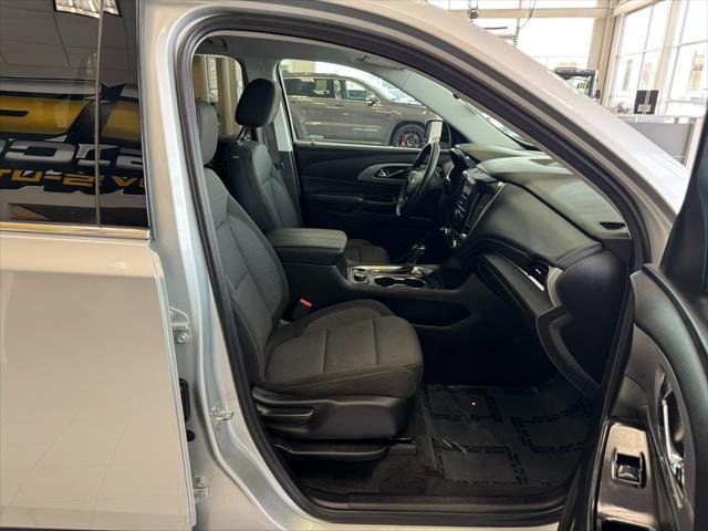 used 2020 Chevrolet Traverse car, priced at $21,999