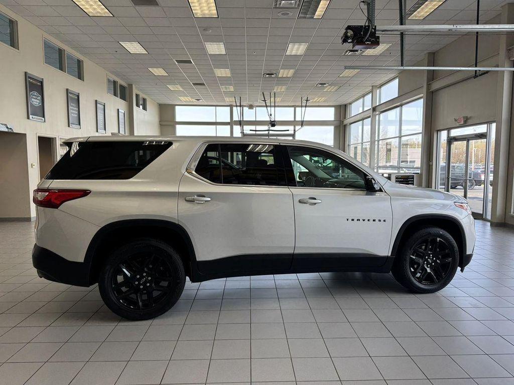 used 2020 Chevrolet Traverse car, priced at $20,999