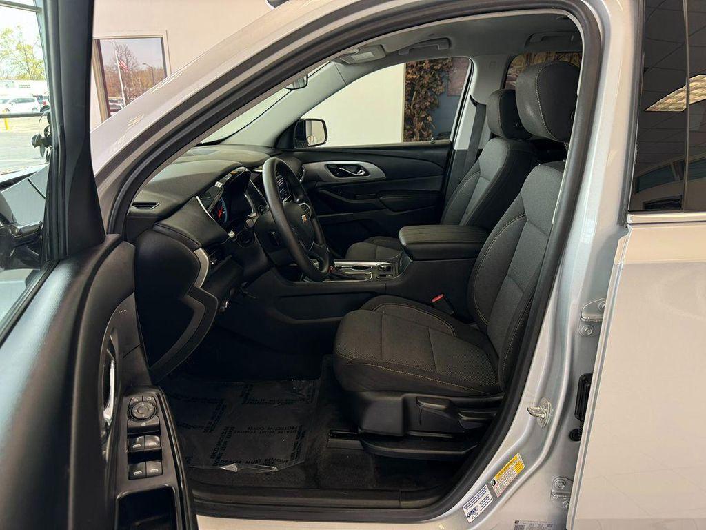 used 2020 Chevrolet Traverse car, priced at $20,999