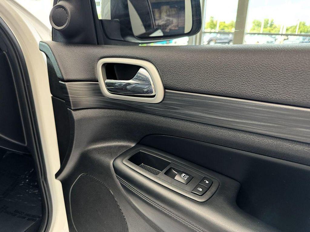 used 2020 Jeep Grand Cherokee car, priced at $21,999