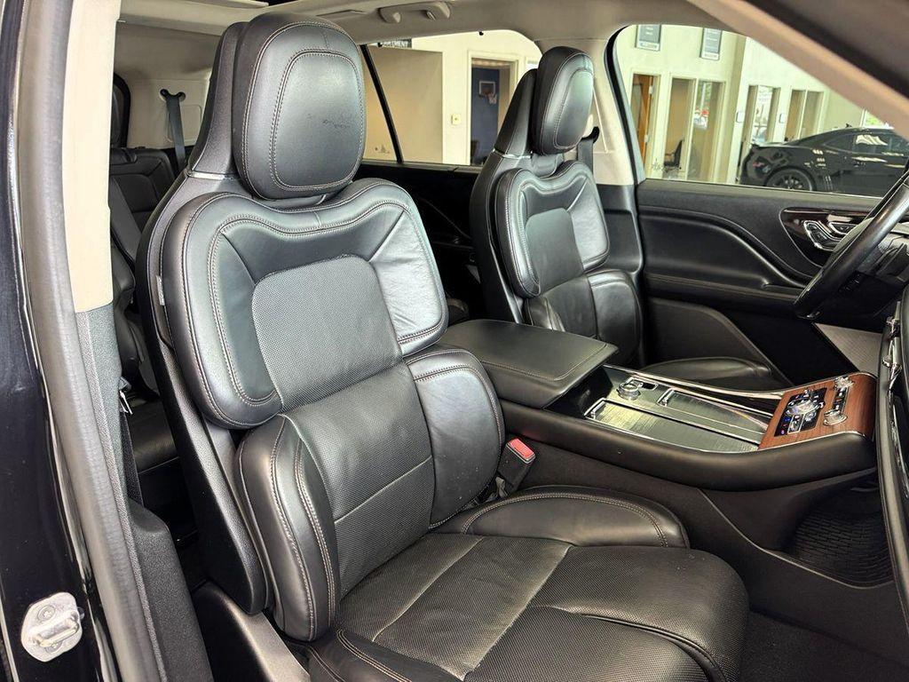 used 2020 Lincoln Aviator car, priced at $31,999
