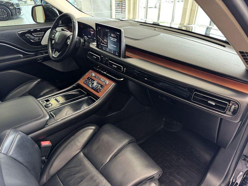 used 2020 Lincoln Aviator car, priced at $31,999