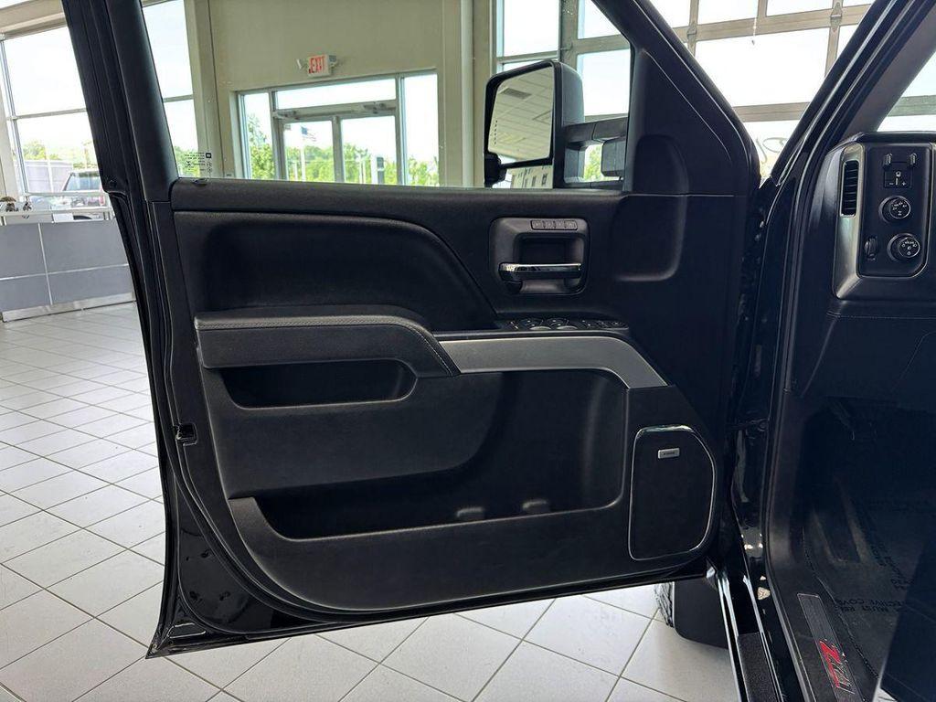 used 2016 Chevrolet Silverado 1500 car, priced at $25,999
