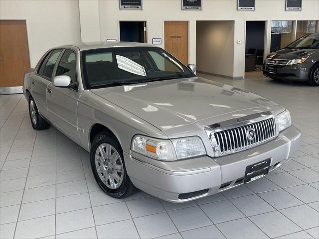 used 2006 Mercury Grand Marquis car, priced at $4,499