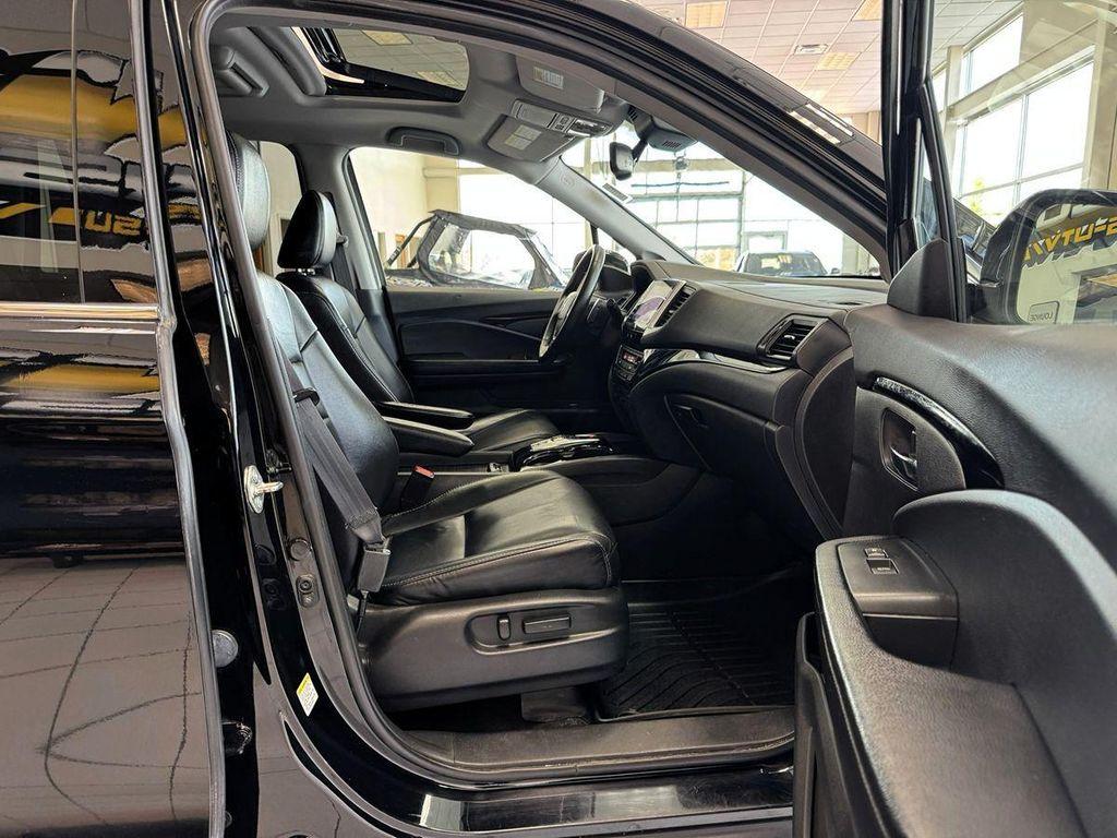 used 2016 Honda Pilot car, priced at $20,999
