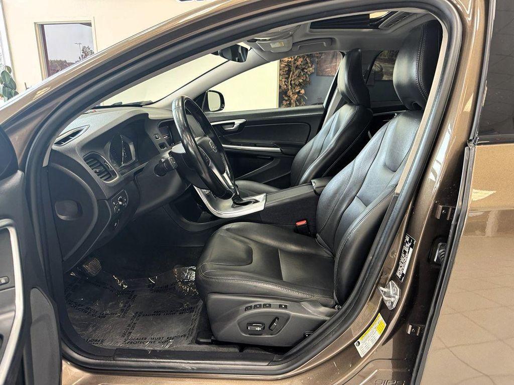 used 2018 Volvo V60 Cross Country car, priced at $16,999