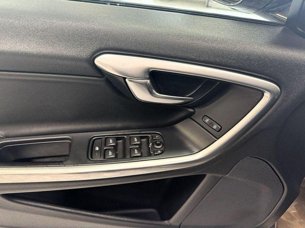 used 2018 Volvo V60 Cross Country car, priced at $16,999