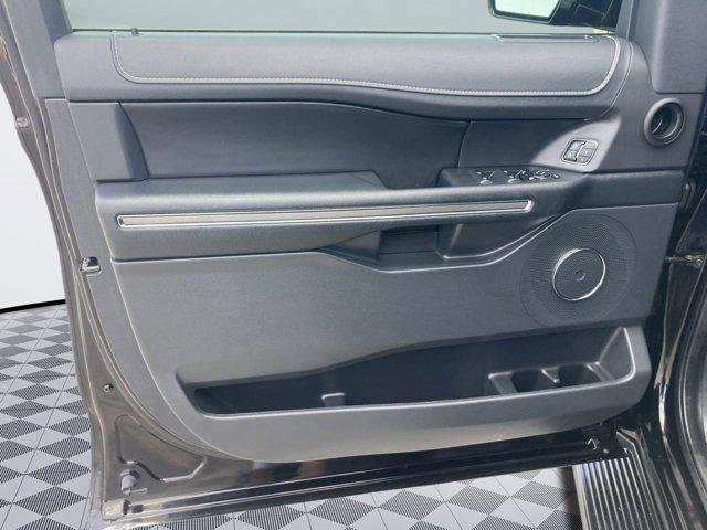 used 2024 Ford Expedition car, priced at $55,999