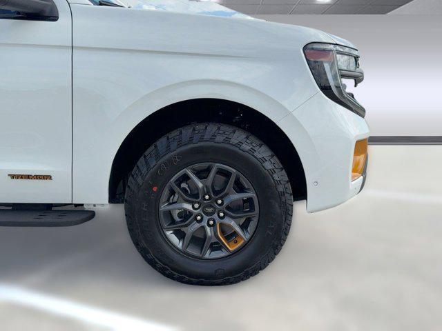 new 2025 Ford Expedition car, priced at $81,591
