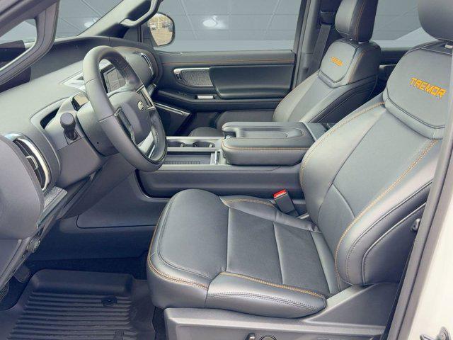 new 2025 Ford Expedition car, priced at $81,591