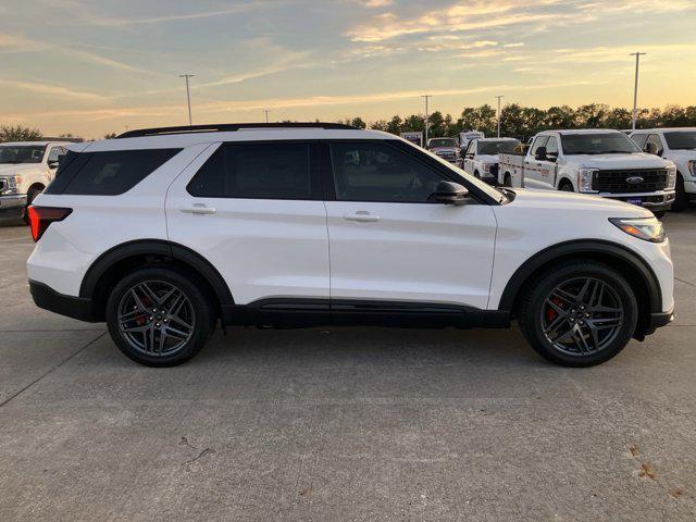 new 2025 Ford Explorer car, priced at $58,083