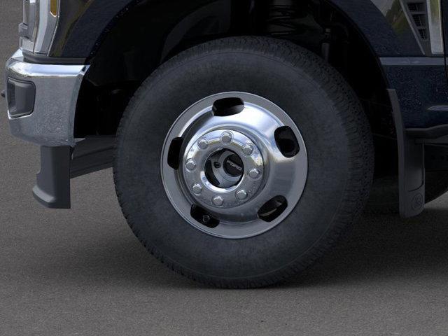 new 2025 Ford F-350 car, priced at $84,381