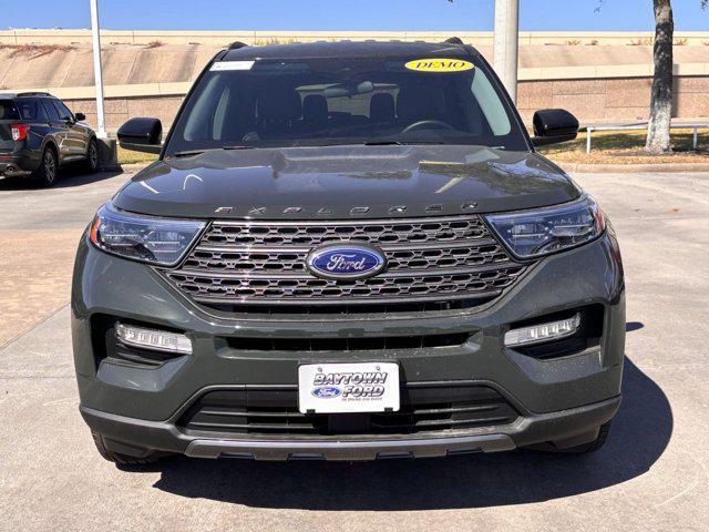 new 2024 Ford Explorer car, priced at $39,995