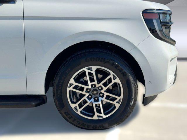 new 2025 Ford Expedition car, priced at $66,693