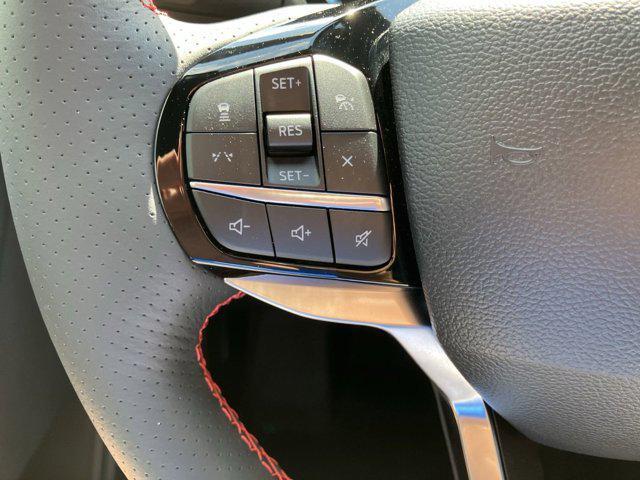 new 2025 Ford Explorer car, priced at $46,924