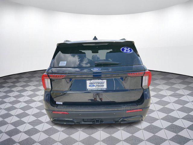 new 2025 Ford Explorer car, priced at $46,924