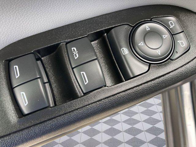 used 2022 Chevrolet Equinox car, priced at $20,999