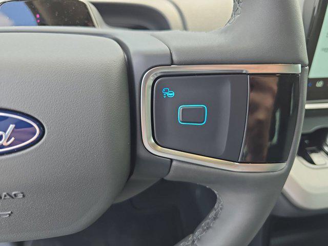 new 2025 Ford Expedition car, priced at $68,951