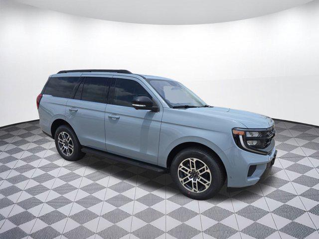 new 2025 Ford Expedition car, priced at $68,951