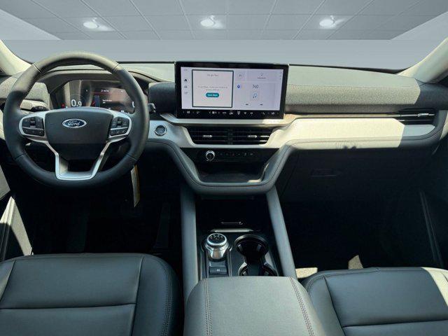 new 2025 Ford Explorer car, priced at $41,771
