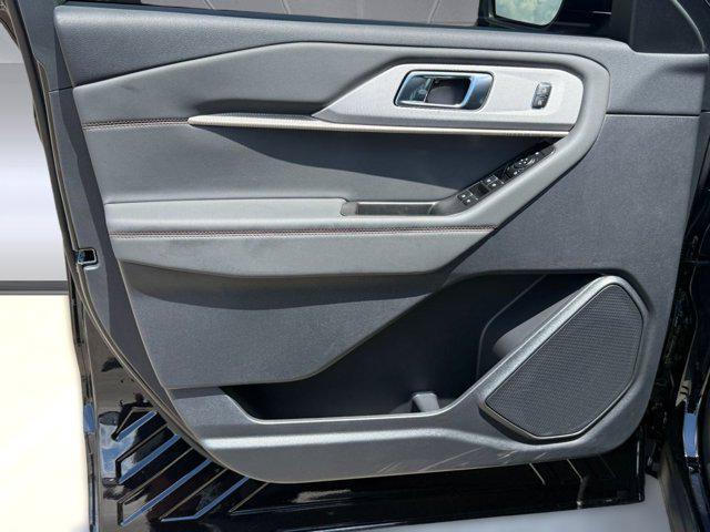 new 2025 Ford Explorer car, priced at $41,771