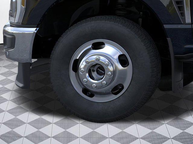 new 2025 Ford F-350 car, priced at $91,691